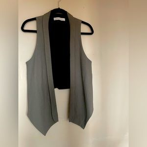 ZARA  vest size Medium